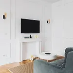 Apartament Voya - A Luxury Oasis In The Old Town Braszów