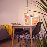 Voya - A Luxury Oasis In The Old Town Apartament *