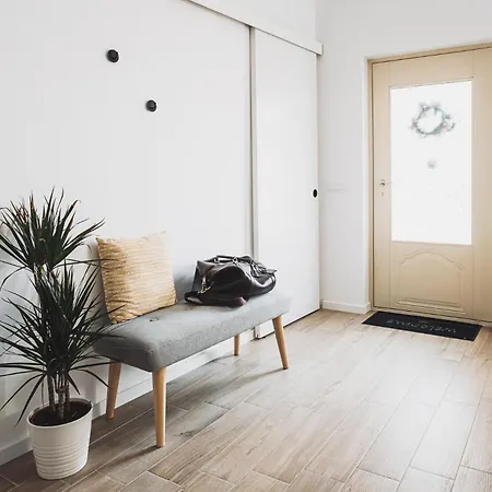 Voya - A Luxury Oasis In The Old Town * Braşov