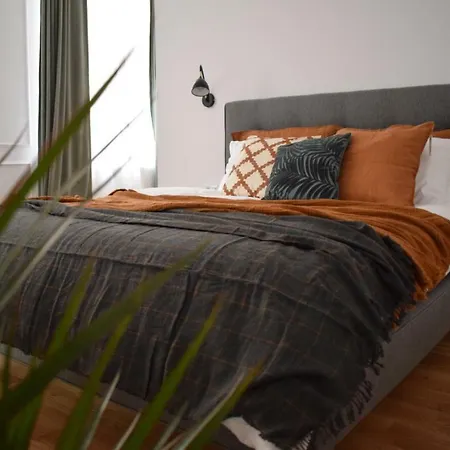 Apartment Voya - A Luxury Oasis In The Old Town Brasov