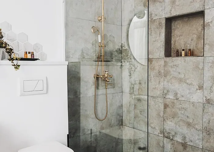 Voya - A Luxury Oasis In The Old Town