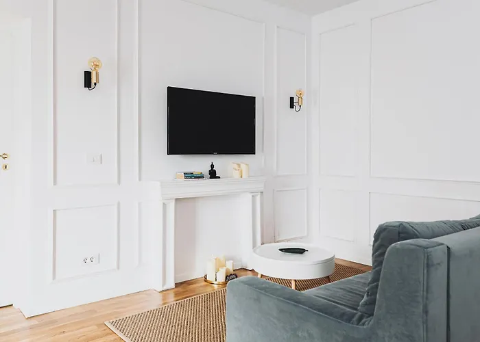 Apartment Voya - A Luxury Oasis In The Old Town Brasov