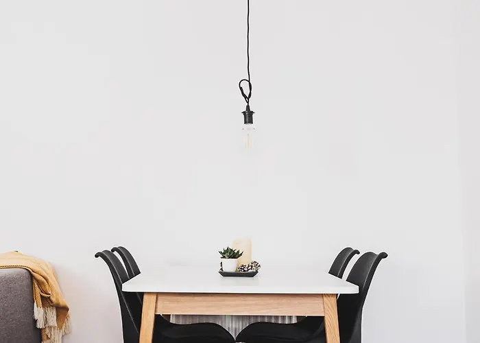 Voya - A Luxury Oasis In The Old Town Apartment *