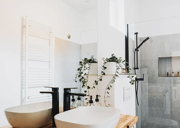 Voya - A Luxury Oasis In The Old Town Apartment