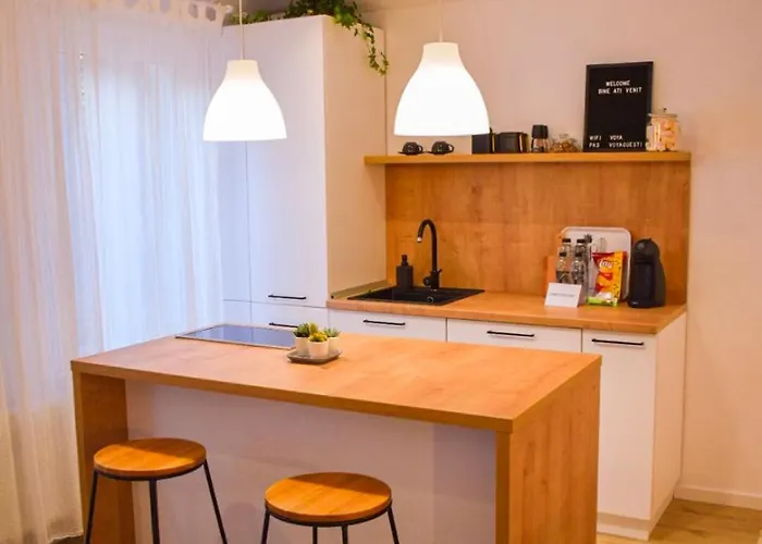 Apartment Voya - A Luxury Oasis In The Old Town *