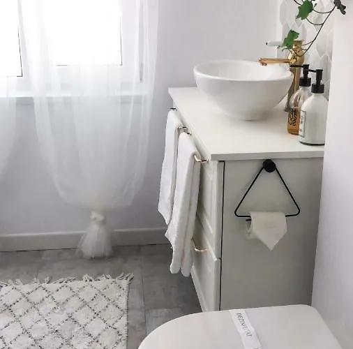 Voya - A Luxury Oasis In The Old Town *