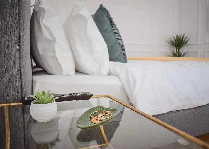 Voya - A Luxury Oasis In The Old Town * Brasov