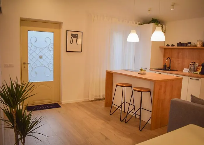 Voya - A Luxury Oasis In The Old Town